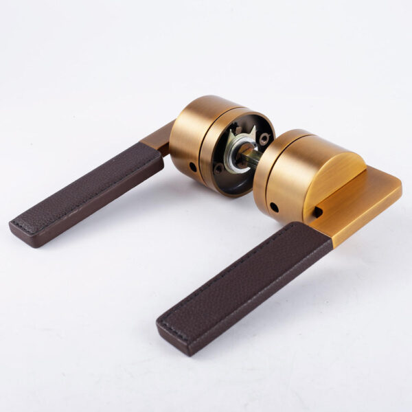 lever door handle for hotels