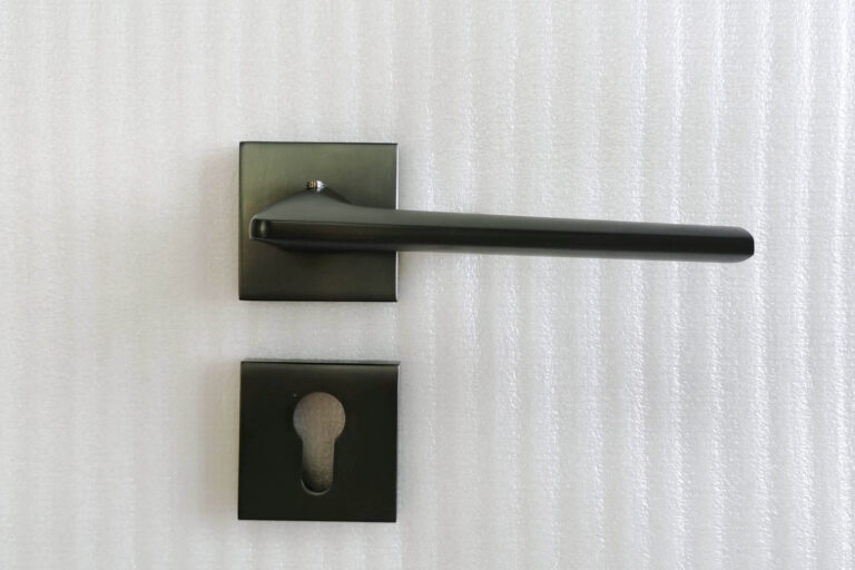 Modern Satin Black Square Zinc Alloy Lever Door Handle (2) alloy lever door handle set