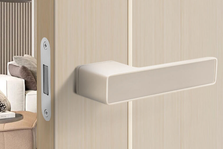 Modern Square Magnetic Silent Lever Door Handle Factory (5) modern square lever door handle set