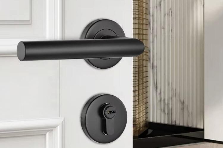 Modern Stainless Steel Lever Handle Set with Bathroom Lock Factory (1) lever handle set with lock
