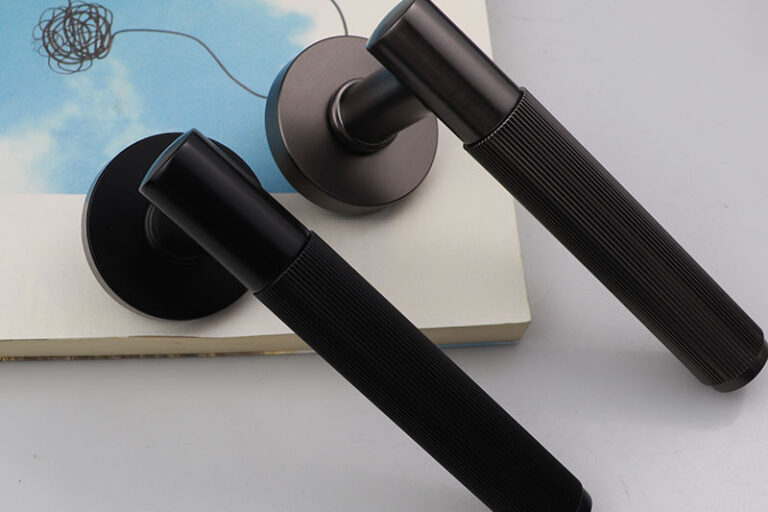 Privacy Wooden Door Lever Handle Factory for Bathroom and Bedroom (3) Privacy Wooden Door Lever Handle